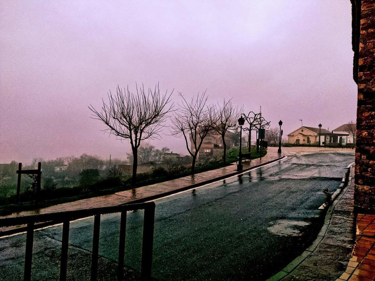 Los Camarotes Cervera de Buitrago Exteriör bild
